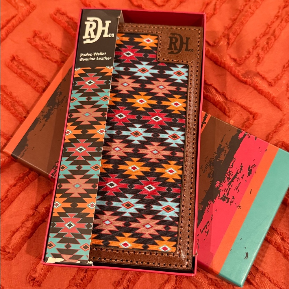 RH Co. Aztec Pattern Leather Wallet Genuine Leather
